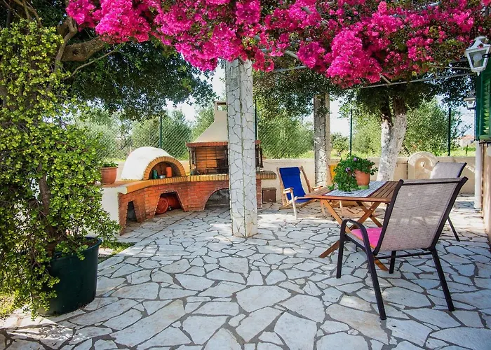 Διαμέρισμα Aelia - A Peaceful And Private Place *